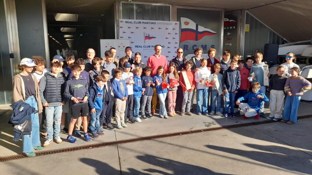 Fernando Alonso-Villalobos, campeón de Cantabria de Optimist