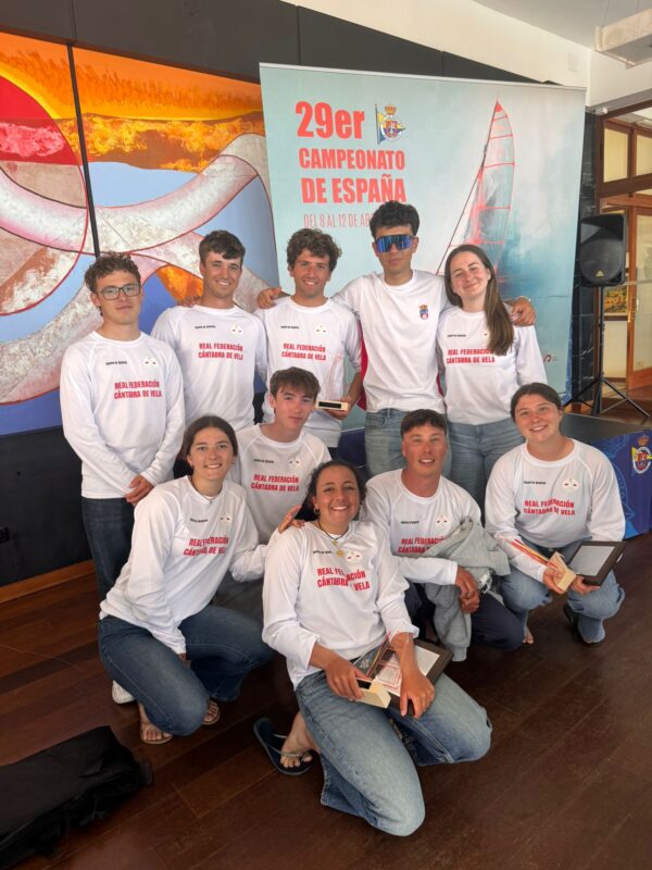 Tomas Budiño subcampeón de España de 29er y Olivia Martínez y Lucía Yllera campeonas femeninas